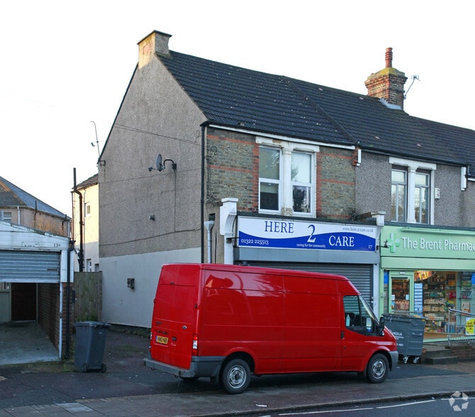 17 The Brent, Dartford to rent - Primary Photo - Image 1 of 2