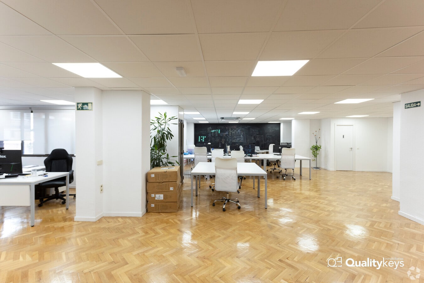 Madrid, MAD 28002 - - - Interior Photo - Image 2 of 21