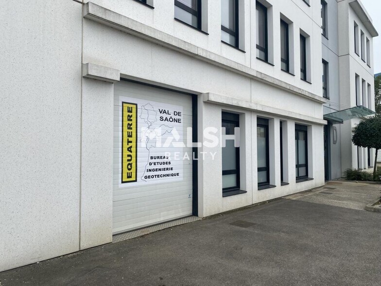 Office in Saint-Priest to rent - Building Photo - Image 2 of 21