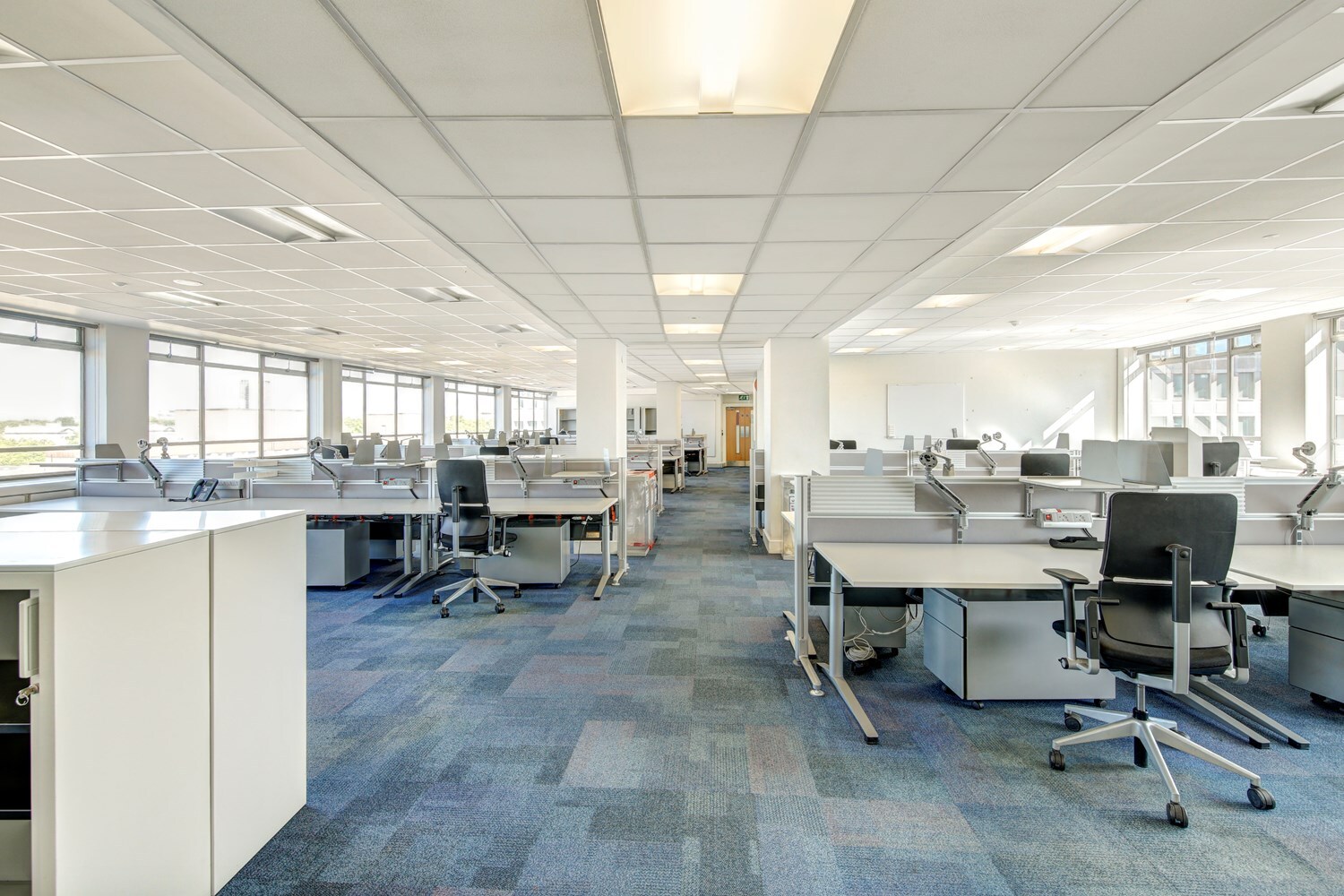 86 Petty France, London to rent Interior Photo- Image 1 of 2