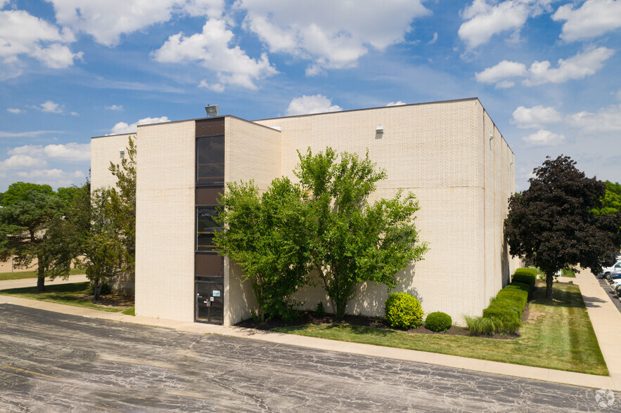 401 S Clairborne Rd, Olathe, KS for sale - Building Photo - Image 1 of 3