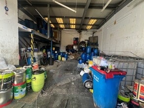 Rosebery Ave, London to rent Building Photo- Image 1 of 3