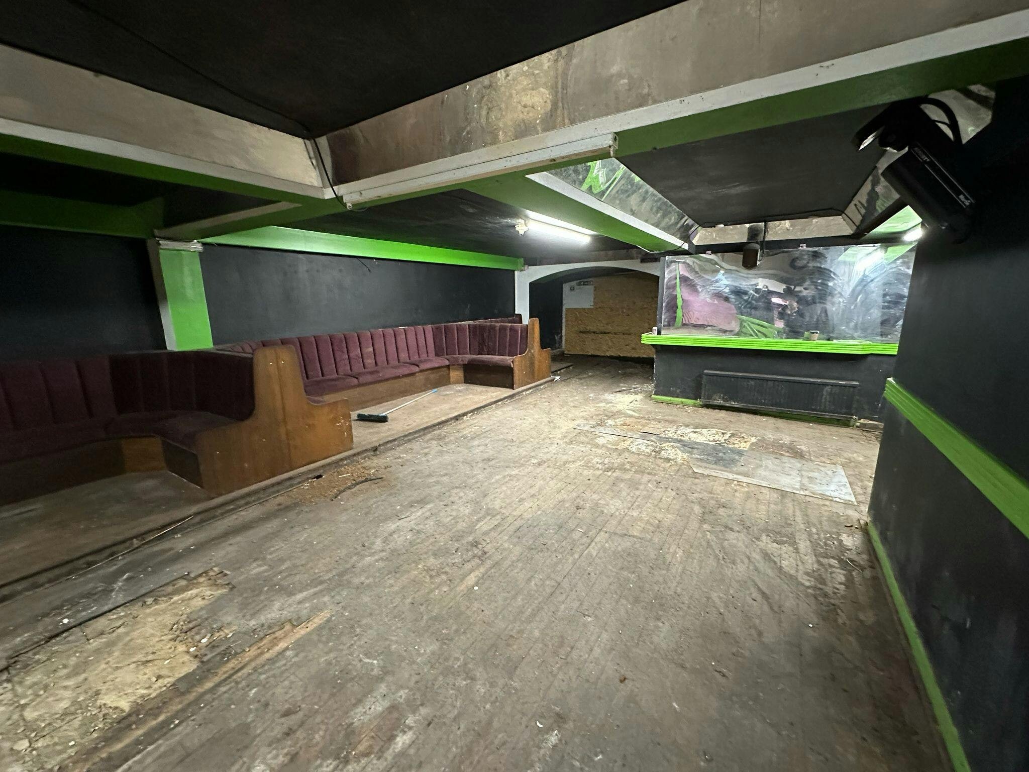 113-115 Seaside Rd, Eastbourne to rent Interior Photo- Image 1 of 3