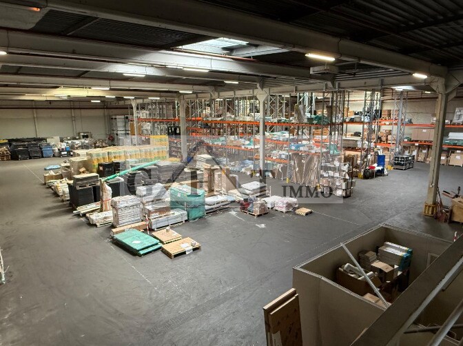 Industrial in Chilly-Mazarin for sale - Building Photo - Image 2 of 2