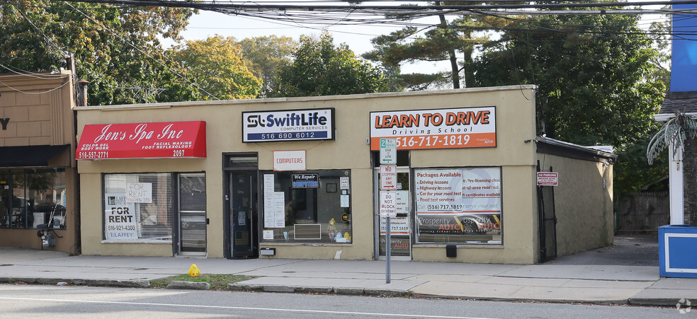 2097 Wantagh Ave, Wantagh, NY for sale - Primary Photo - Image 1 of 1