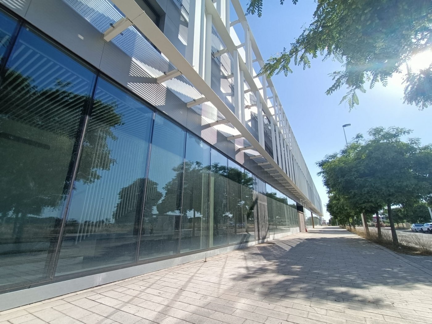 Office in Elche, Alicante to rent Building Photo- Image 1 of 18