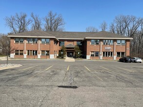 830 W Lake Lansing Rd, East Lansing, MI for sale Building Photo- Image 1 of 1