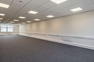 Stanney Mill Rd, Chester to rent Interior Photo- Image 2 of 5