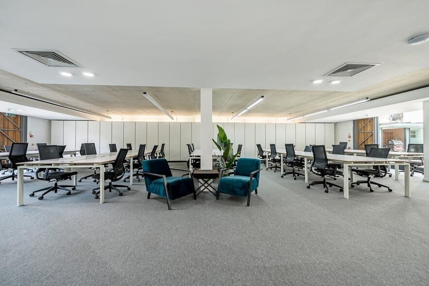 1 Poole St, London to rent - Building Photo - Image 3 of 23