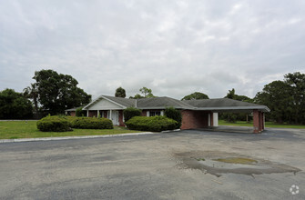 5827 14th St, Bradenton, FL for sale Primary Photo- Image 1 of 1