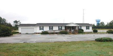 1323 W Main St, Lexington, SC for rent Primary Photo- Image 1 of 3