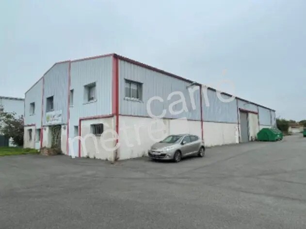 Light Industrial in Thouaré-sur-Loire for sale Building Photo- Image 1 of 5