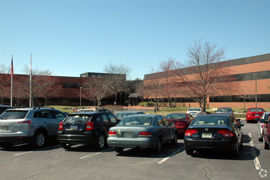 200 Headquarters Park Dr, Montgomery, NJ for sale - Primary Photo - Image 1 of 1