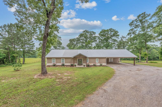 9 Oxbow Ln, Huntsville, TX for sale Primary Photo- Image 1 of 1