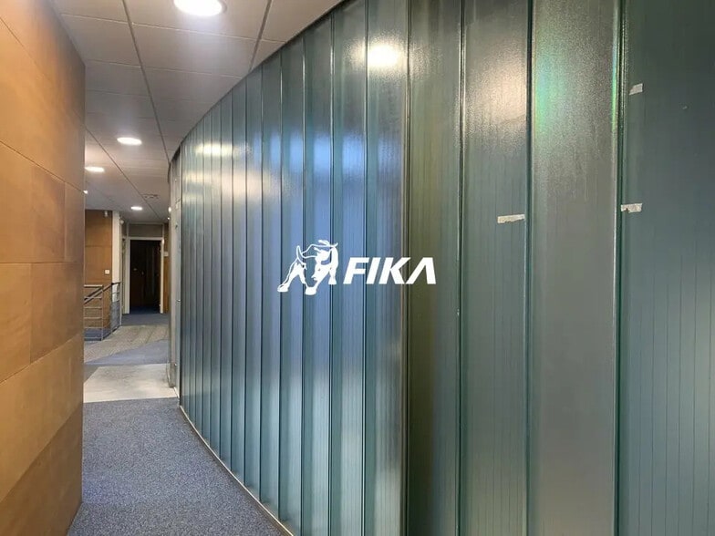 Office in Toulouse to rent - Building Photo - Image 2 of 5