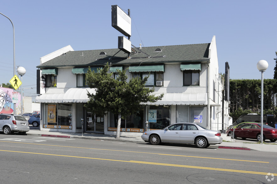 2138-2140 Westwood Blvd, Los Angeles, CA for rent - Building Photo - Image 3 of 5