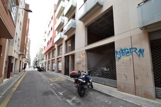 Retail in Vilanova i la Geltrú, Barcelona to rent Building Photo- Image 1 of 3