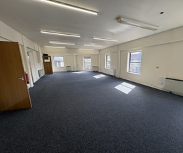 Rose Ln, Mansfield Woodhouse to rent Interior Photo- Image 2 of 5