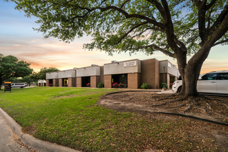 12801 N Stemmons Fwy, Farmers Branch, TX for rent Building Photo- Image 1 of 5