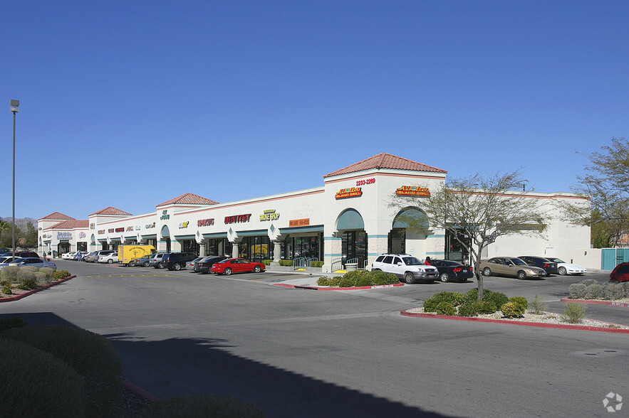 2233-2269 N Rampart Blvd, Las Vegas, NV for rent - Building Photo - Image 2 of 9