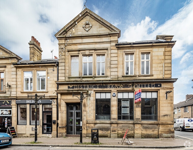 67 Deardengate, Rossendale to rent - Building Photo - Image 2 of 2