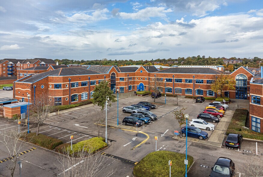 Tiviot Dale, Stockport SK1 1TB Dale House UK