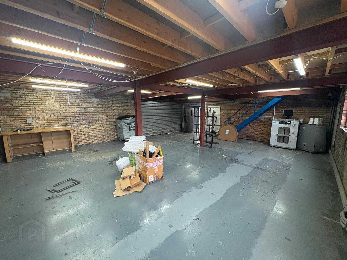 53-57 Manse Rd, Newtownabbey to rent Interior Photo- Image 1 of 4