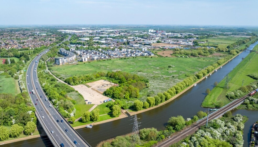 Bourges Rd, Peterborough for sale - Building Photo - Image 2 of 5