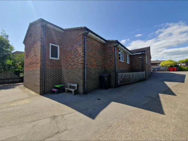 More details for 28 Hawks Town Crescent, Hailsham - Retail for Sale