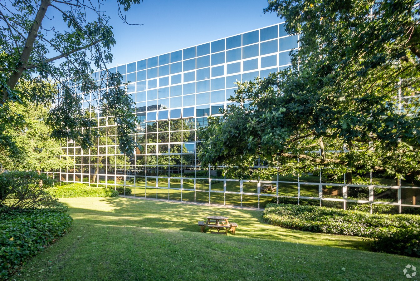 Silbury Blvd, Milton Keynes MK9 2AH UK