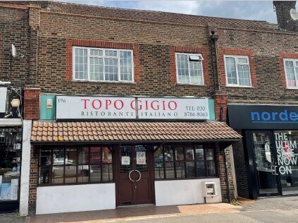 196 Kingston Rd, Epsom for sale Primary Photo- Image 1 of 6