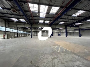 Industrial in Roissy-en-France to rent Interior Photo- Image 2 of 4