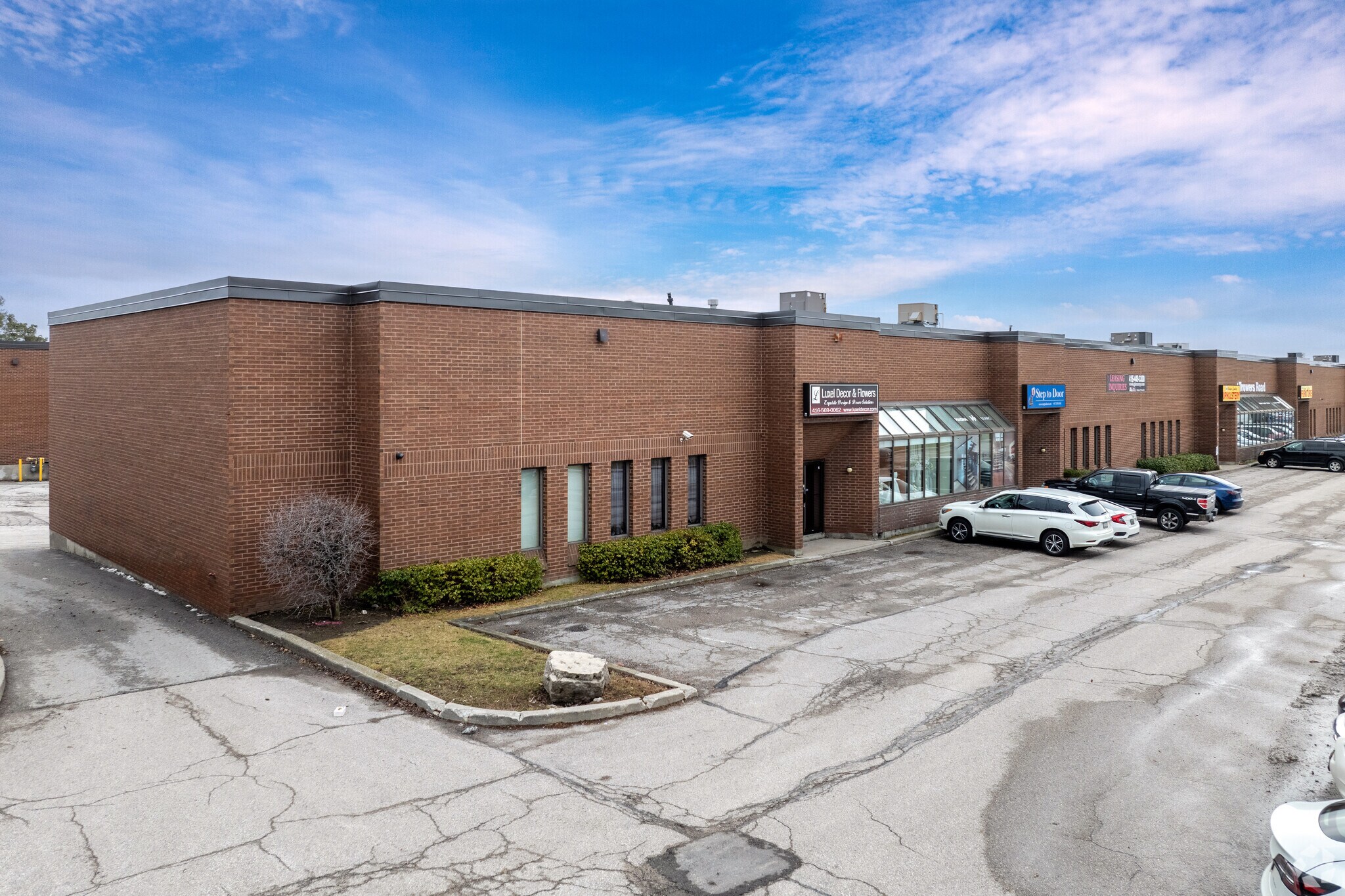 250 Trowers Rd, Vaughan, ON to rent Building Photo- Image 1 of 3