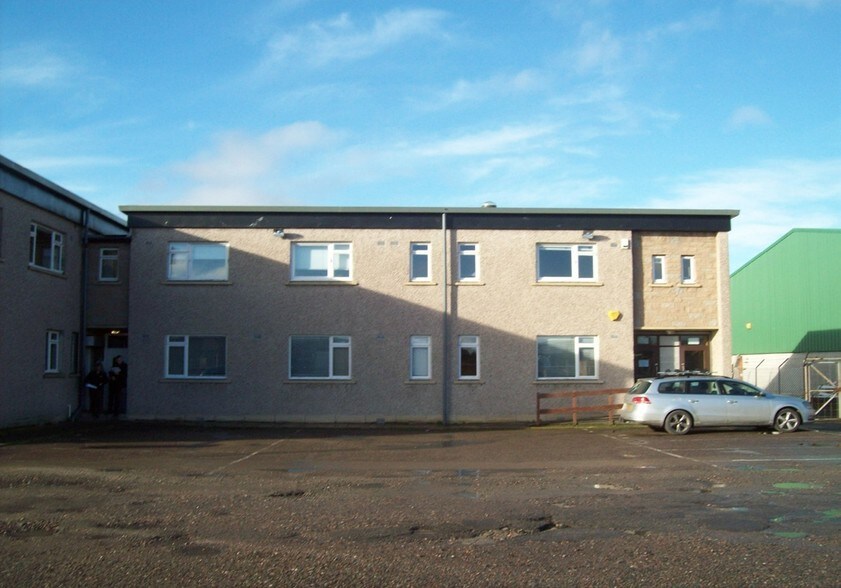 2 Seafield Rd, Inverness for sale - Primary Photo - Image 1 of 1