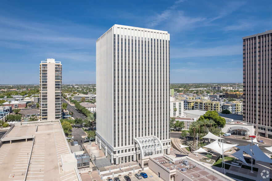 3838 N Central Ave, Phoenix, AZ for rent - Primary Photo - Image 1 of 69