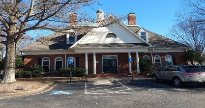 910 Holcomb Bridge Rd, Roswell, GA for rent Building Photo- Image 1 of 5