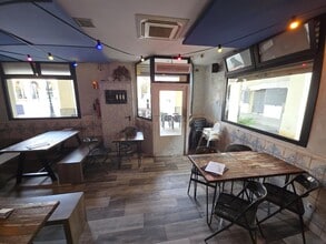 Retail in Barcelona, Barcelona to rent Interior Photo- Image 1 of 16