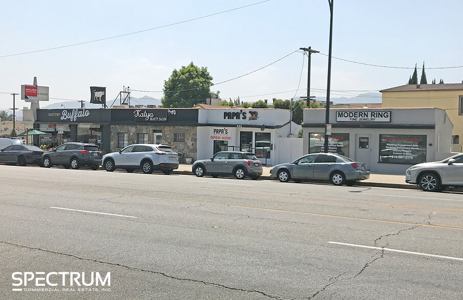 447 S Glenoaks Blvd, Burbank, CA for rent - Building Photo - Image 2 of 3