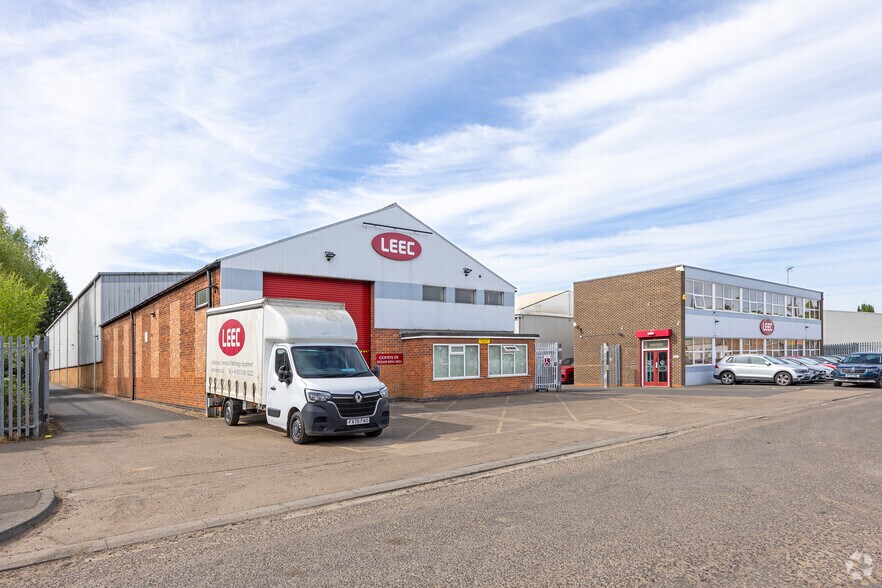 4 Private Road No 7, Nottingham for sale - Primary Photo - Image 1 of 1