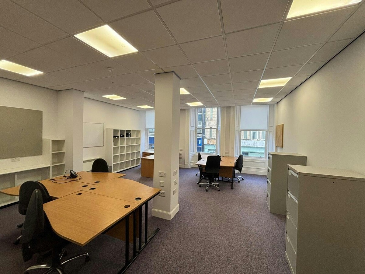 199-213 Sauchiehall St, Glasgow, GLG G2 3EX - Unit 211 - - Interior Photo - Image 2 of 21