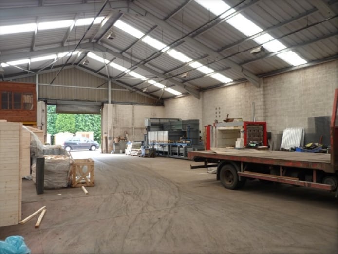Ormonde St, Stoke On Trent for sale - Interior Photo - Image 2 of 3