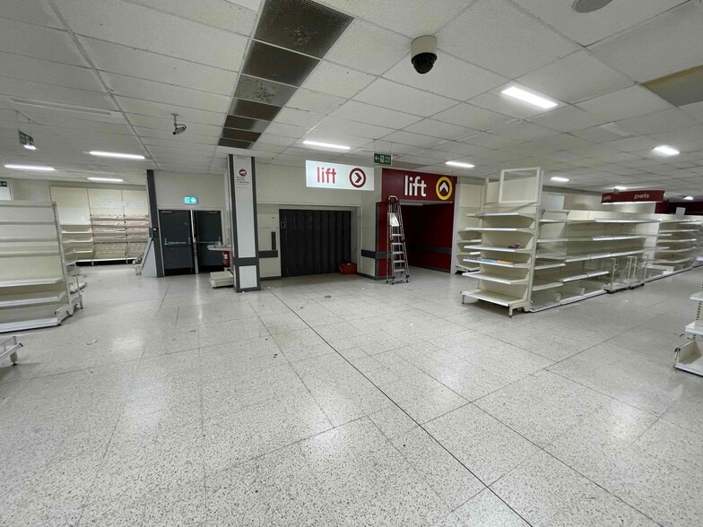 1-5 Stafford St, Stoke On Trent to rent - Interior Photo - Image 2 of 8