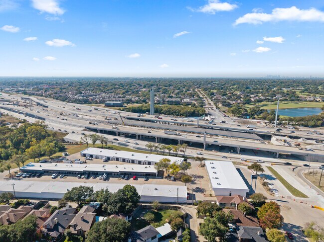 More details for 15330 Lyndon B Johnson Fwy, Mesquite, TX - Mixed-use to Rent