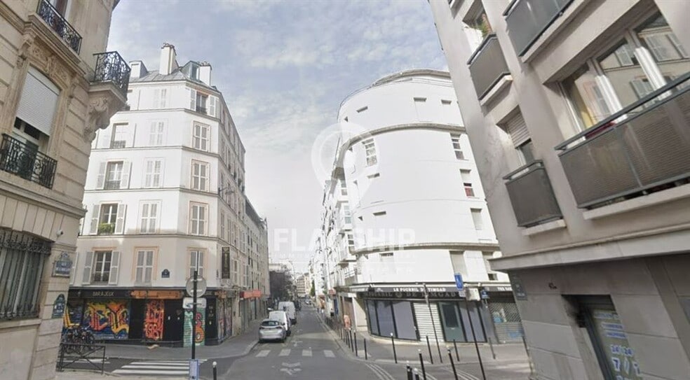 Retail in Paris to rent - Building Photo - Image 2 of 3