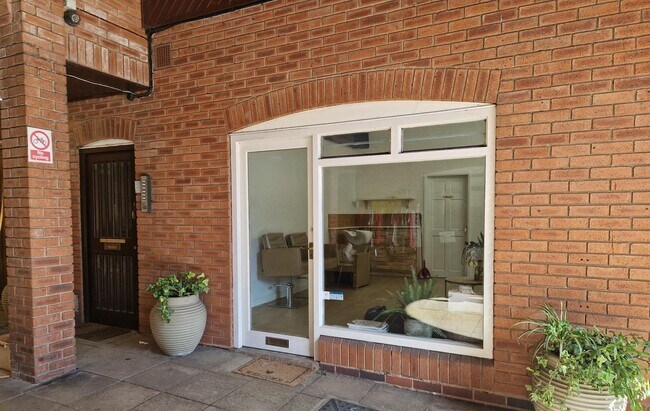 More details for St John's, Worcester - Retail to Rent