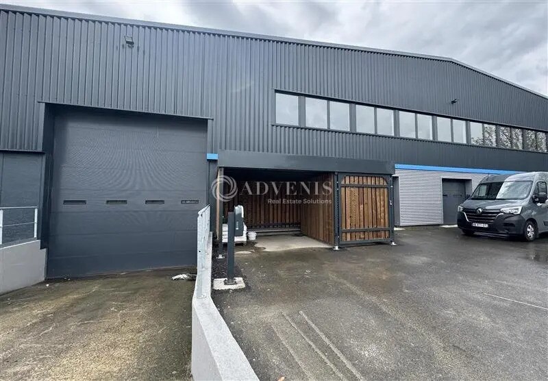 Industrial in Le Blanc-Mesnil to rent Building Photo- Image 1 of 10