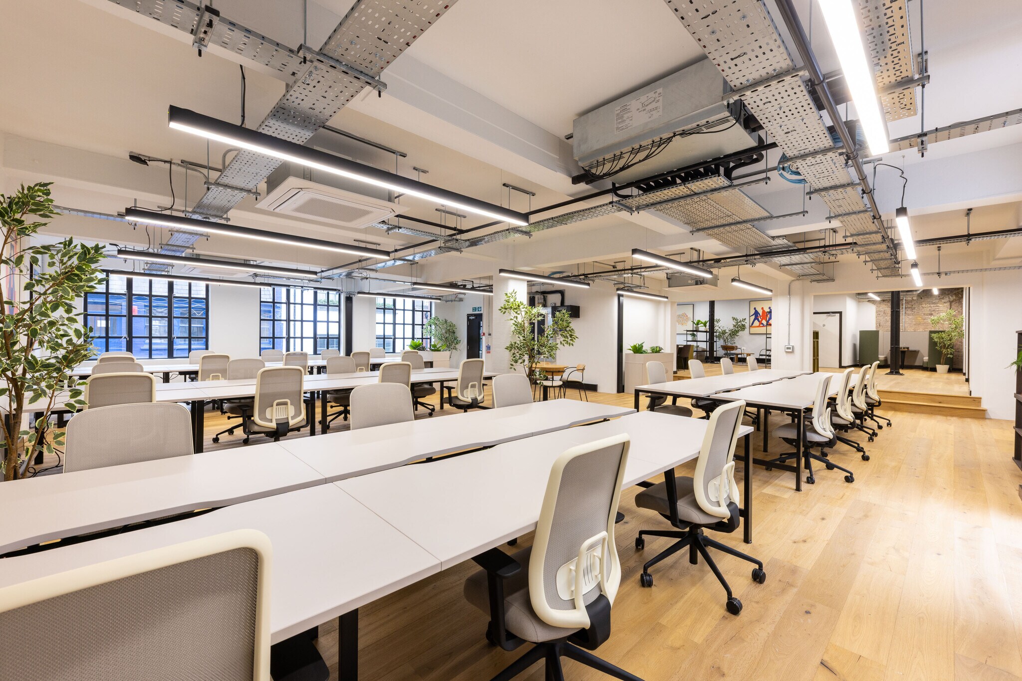 7-10 Charlotte Mews, London to rent Building Photo- Image 1 of 12