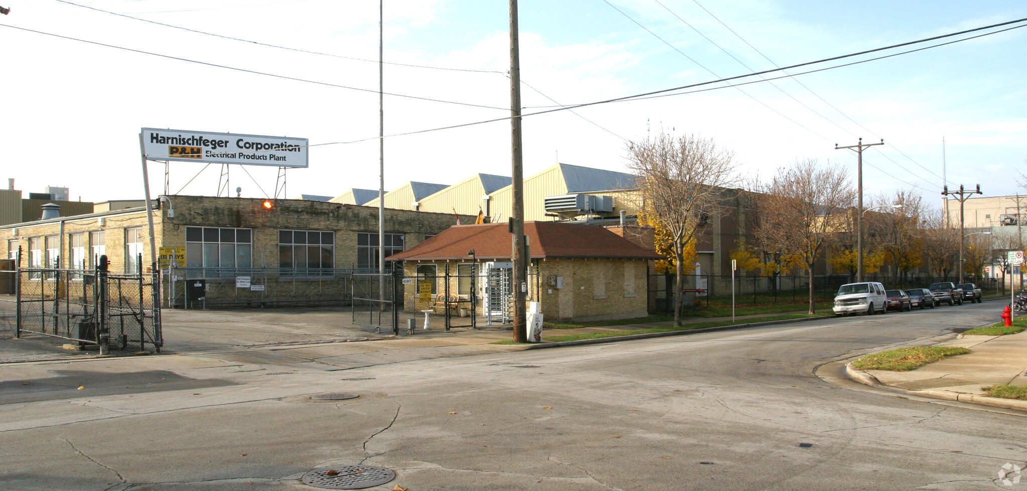 4107 W Orchard St, Milwaukee, WI for rent Building Photo- Image 1 of 12