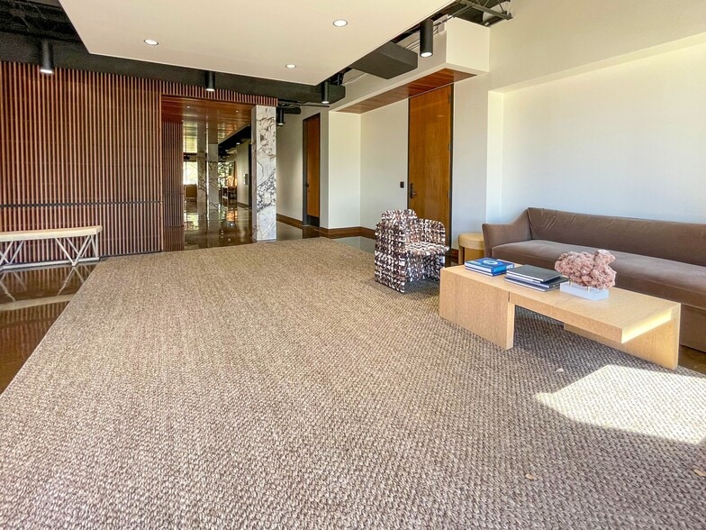 3901 Manhattan Dr, Tyler, TX to rent - Interior Photo - Image 3 of 6