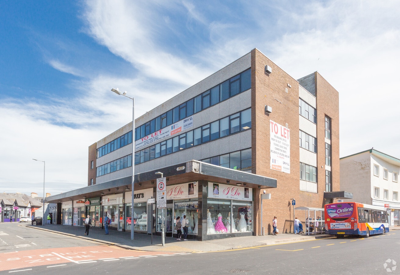 214 Arthur St, Ayr KA7 1QJ Boswell House UK